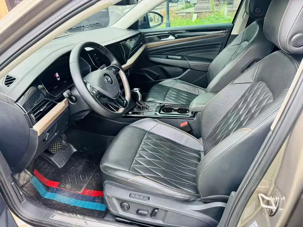 Volkswagen Passat — фото 7