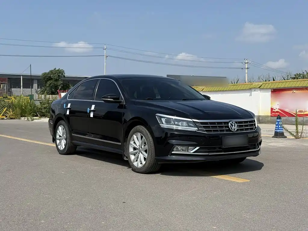 Volkswagen Passat — фото 9