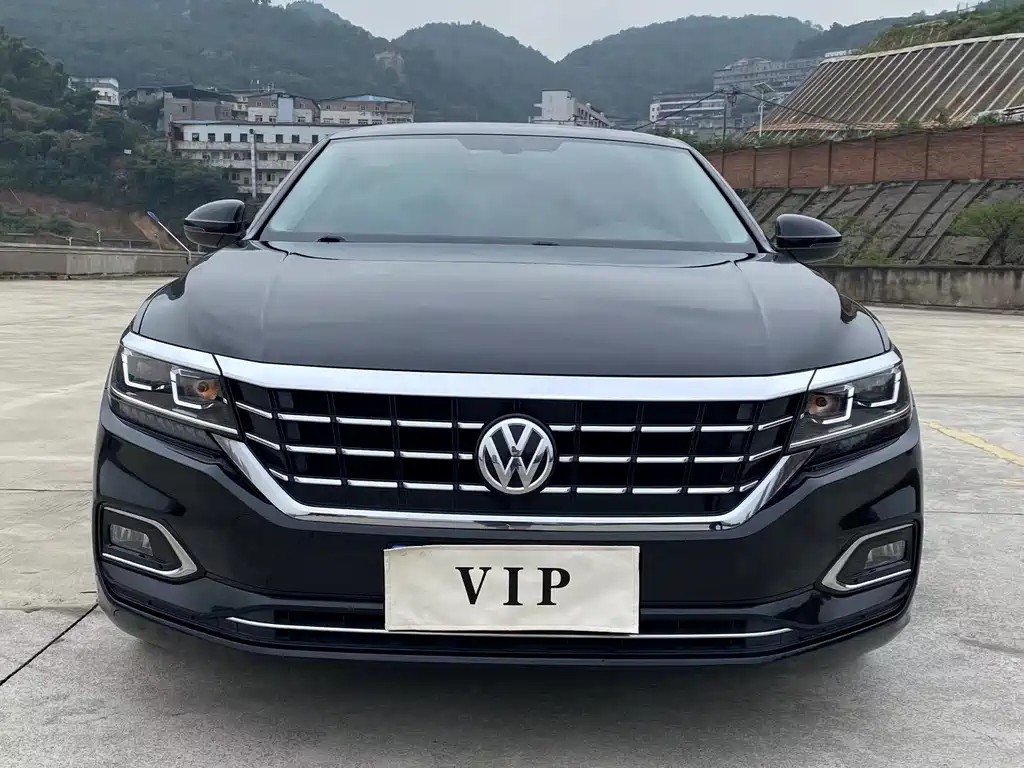 Volkswagen Passat — фото 2