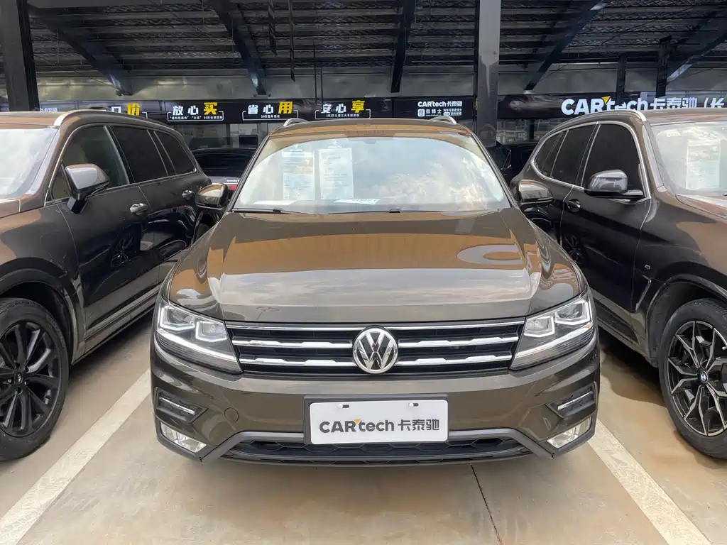 Volkswagen Tiguan L — фото 3