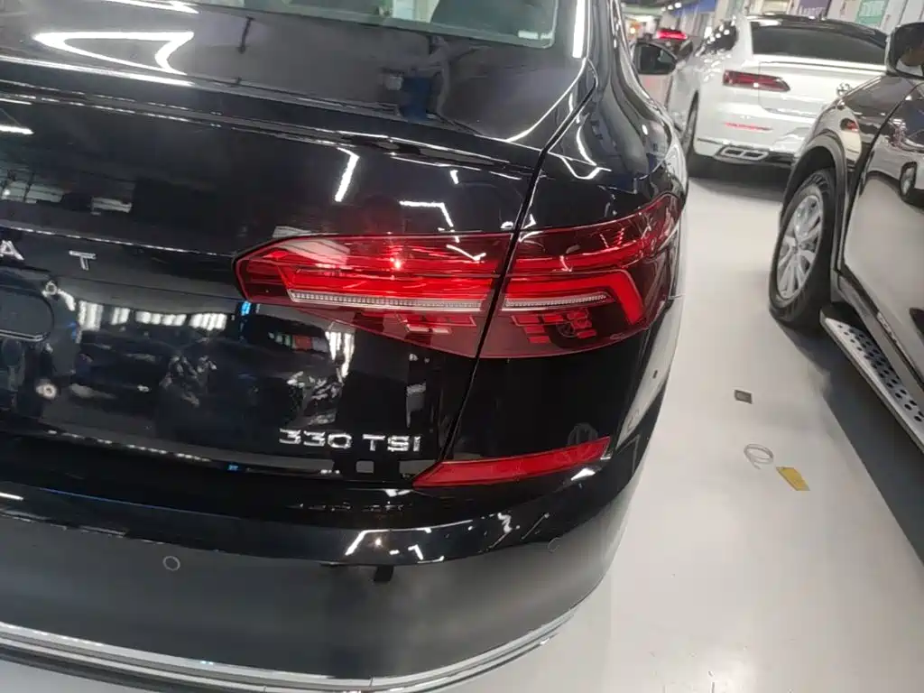 Volkswagen Passat — фото 8