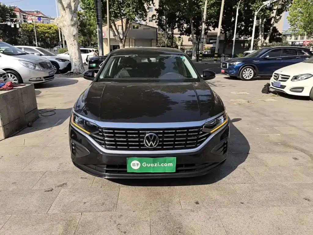 Volkswagen Passat — фото 3