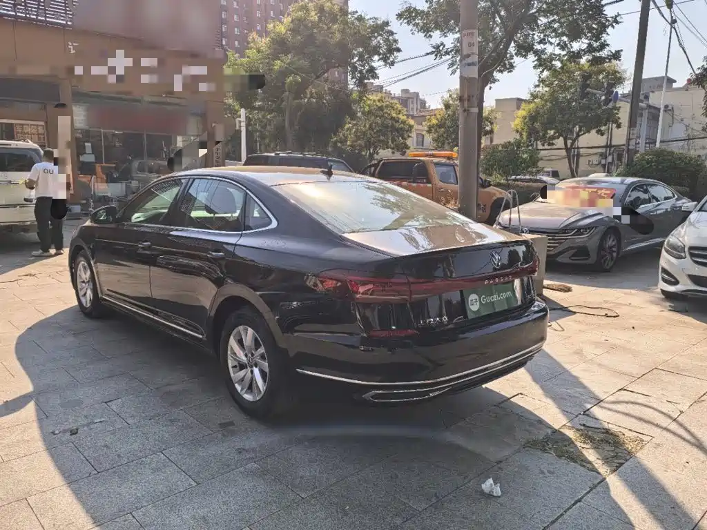 Volkswagen Passat — фото 5