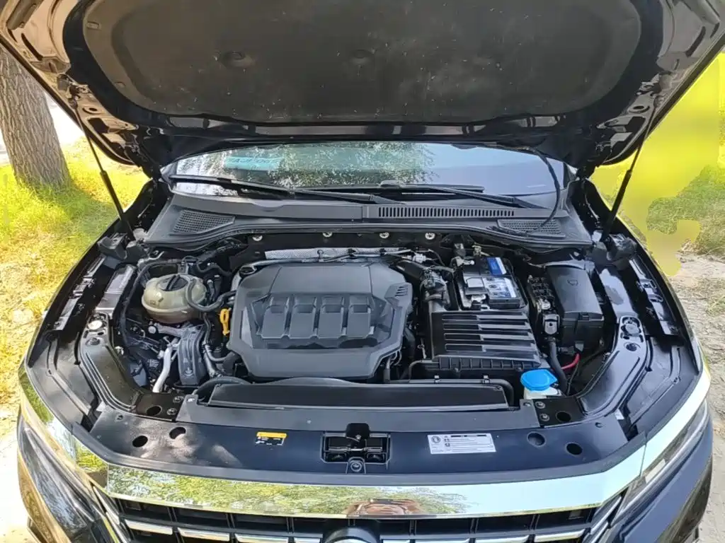 Volkswagen Passat — фото 20