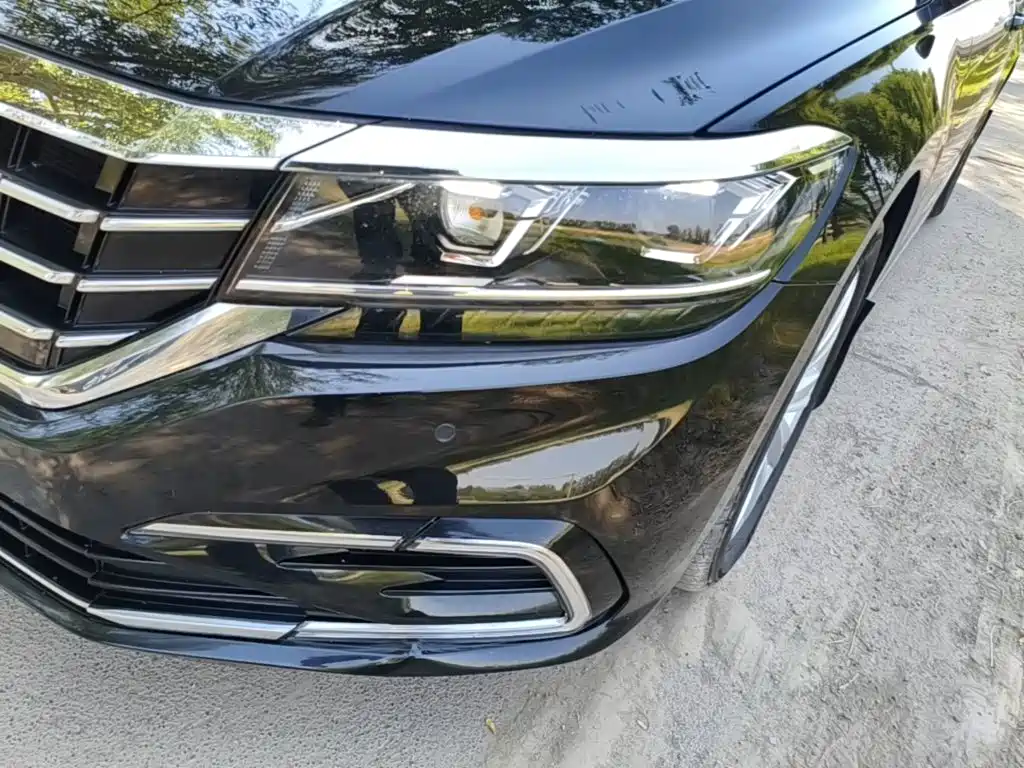 Volkswagen Passat — фото 24
