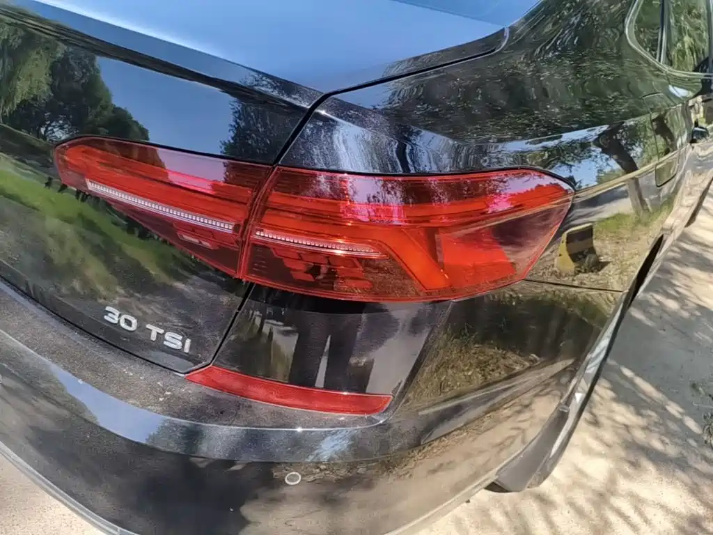 Volkswagen Passat — фото 8