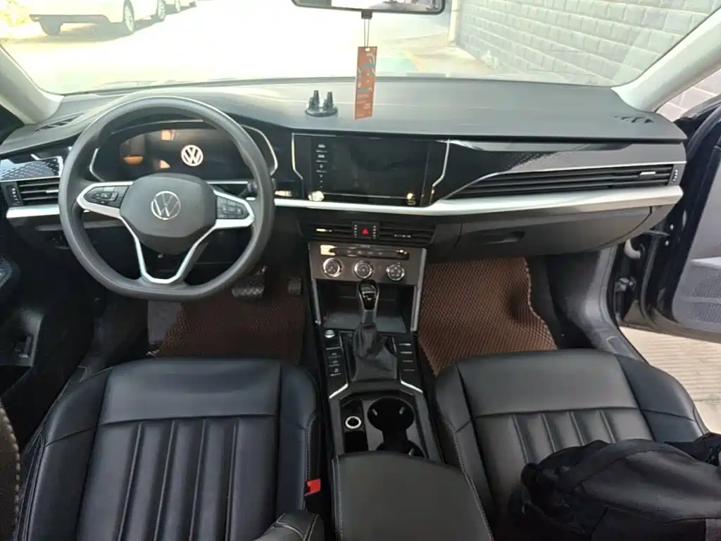 Volkswagen Passat — фото 10