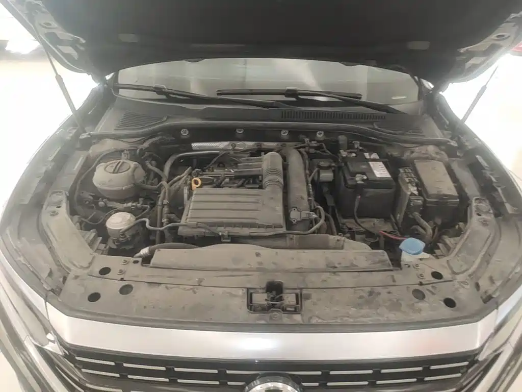 Volkswagen Passat — фото 20