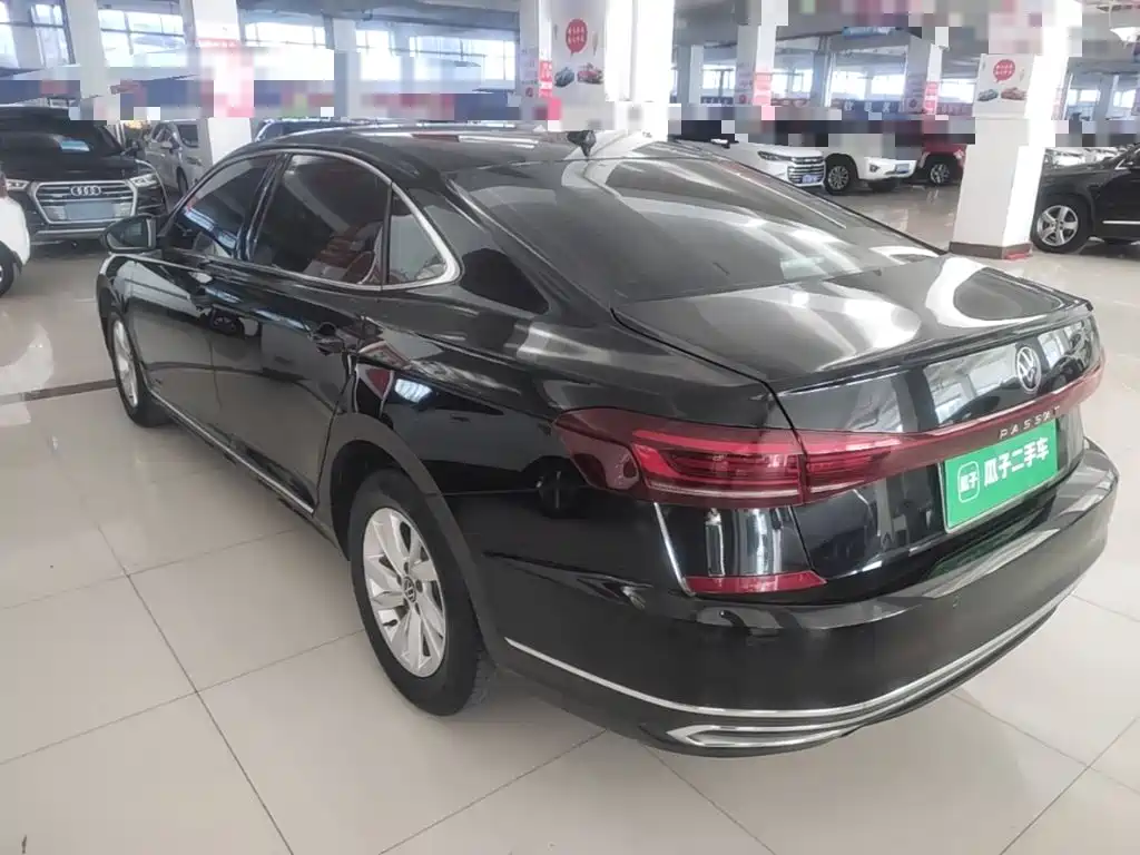 Volkswagen Passat — фото 5