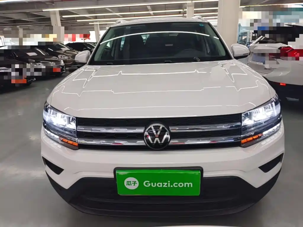 Volkswagen Tharu — фото 3