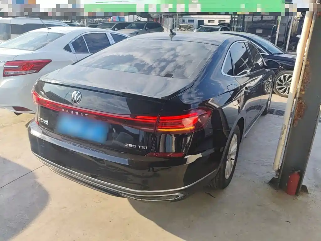 Volkswagen Passat — фото 7
