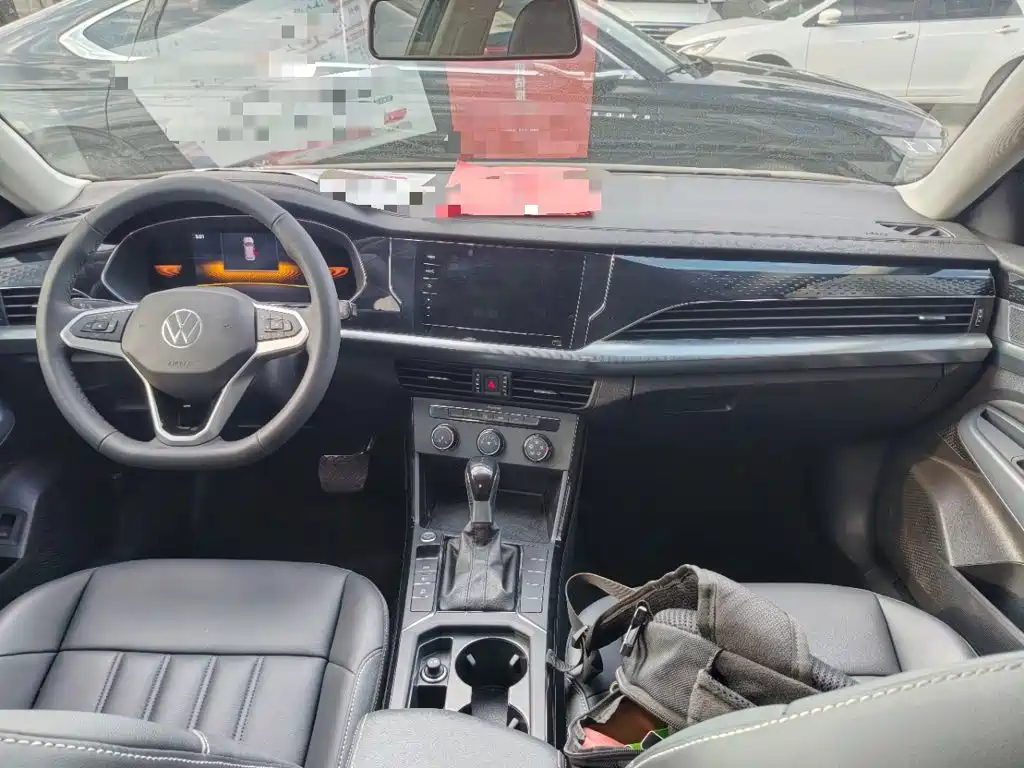 Volkswagen Passat — фото 10