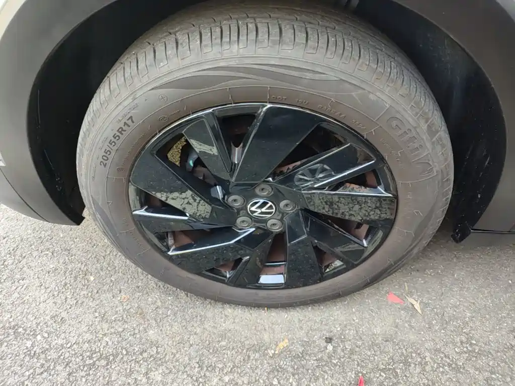 Volkswagen Tharu — фото 23