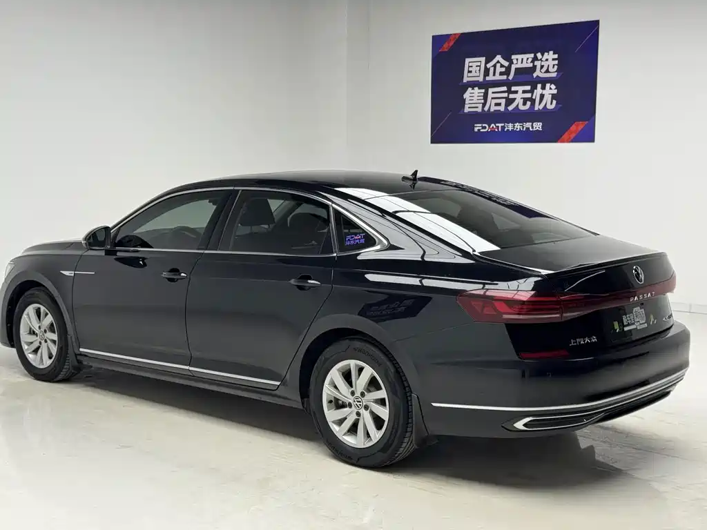 Volkswagen Passat PHEV — фото 6