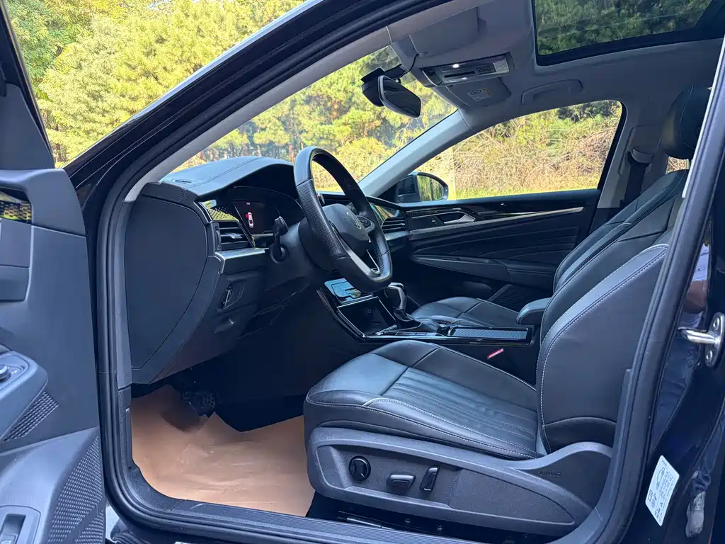 Volkswagen Passat — фото 7