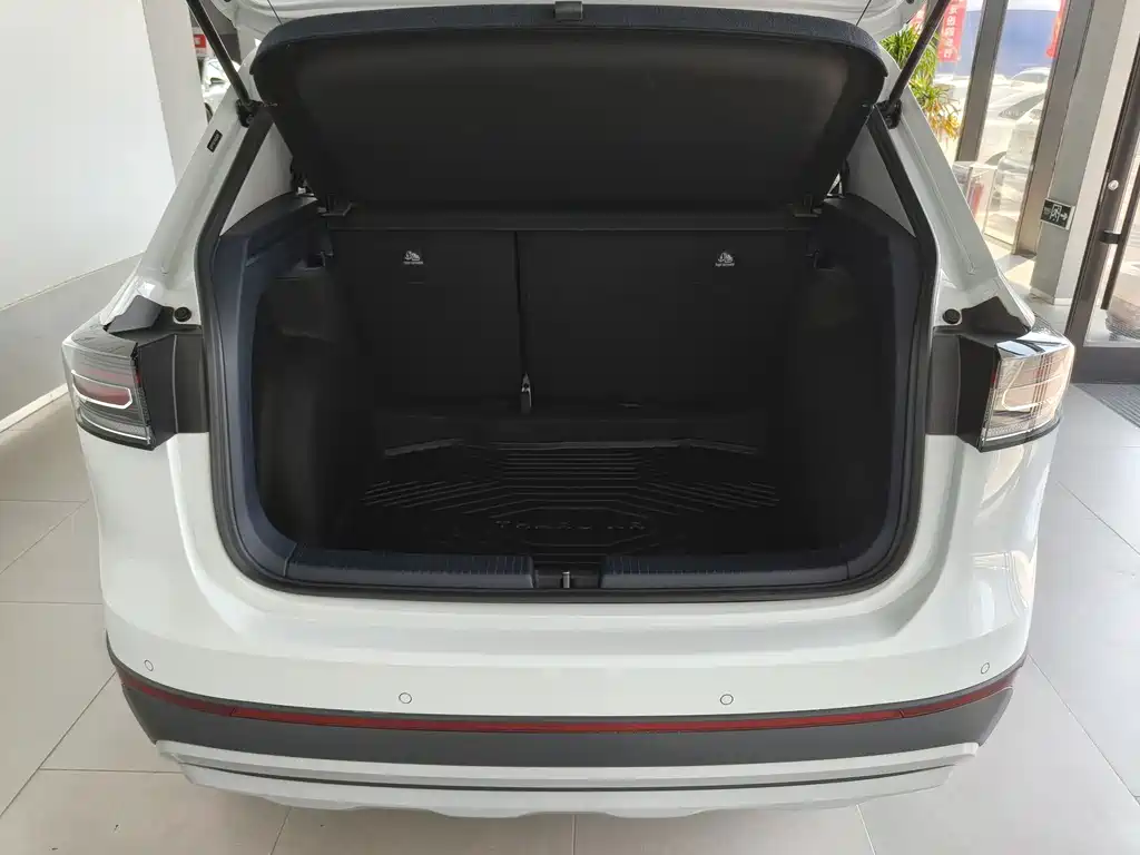 Volkswagen Tharu — фото 15