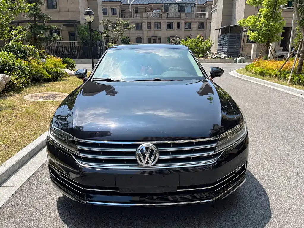 Volkswagen Phideon — фото 2