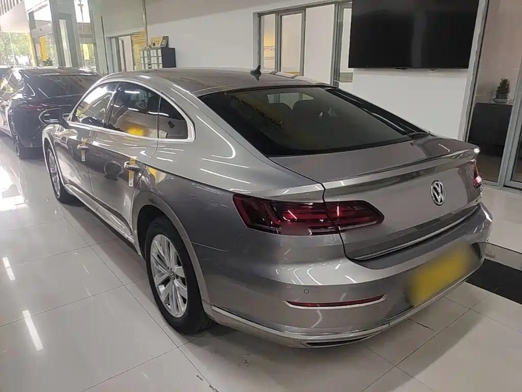 Volkswagen CC — фото 5