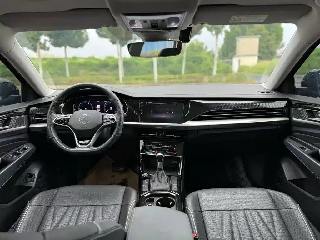 Volkswagen Passat — фото 5