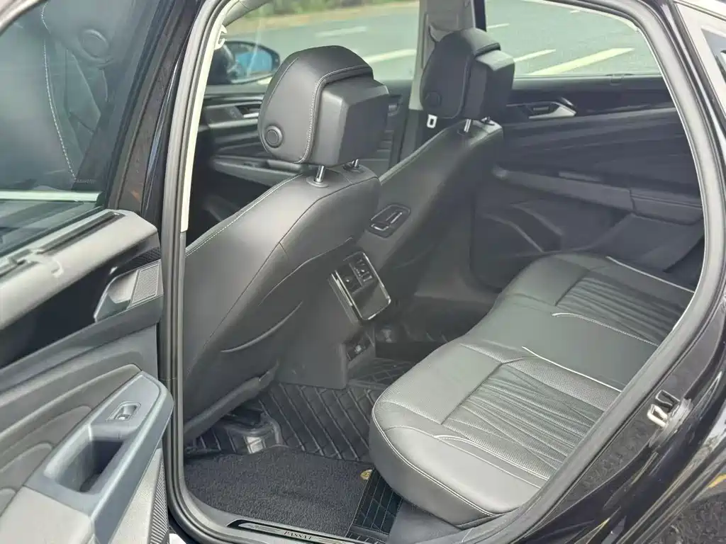Volkswagen Passat — фото 6