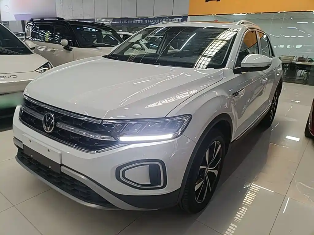 Volkswagen T-Roc — фото 2
