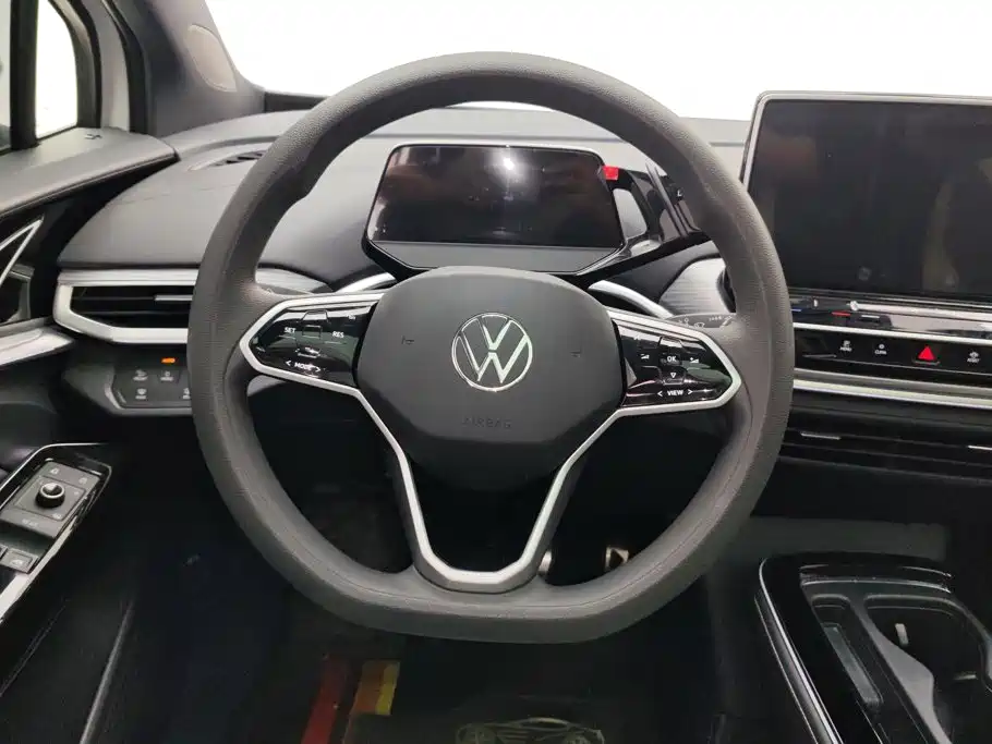 Volkswagen ID.4 Crozz — фото 15