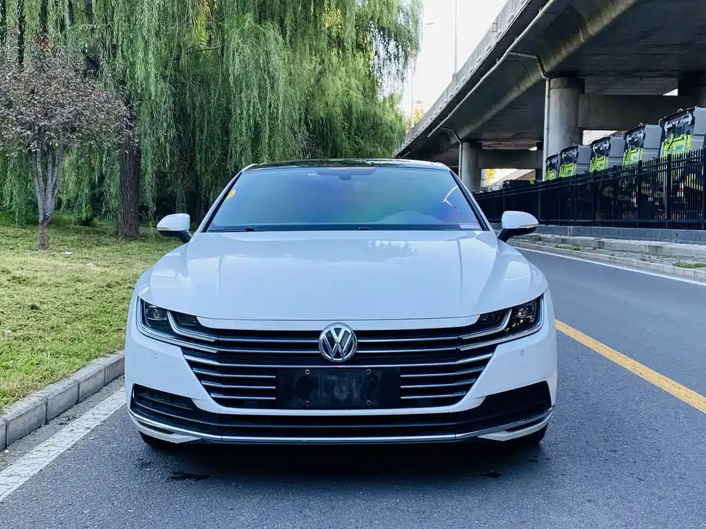 Volkswagen CC — фото 2