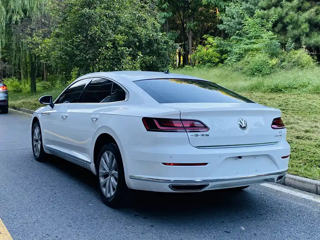Volkswagen CC — фото 16