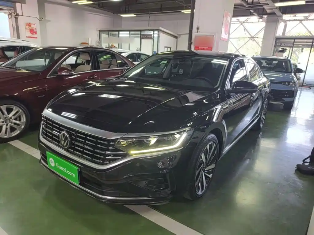 Volkswagen Passat — фото 2