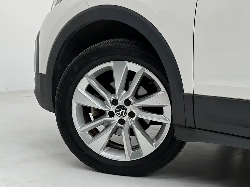 Volkswagen T-Cross — фото 14