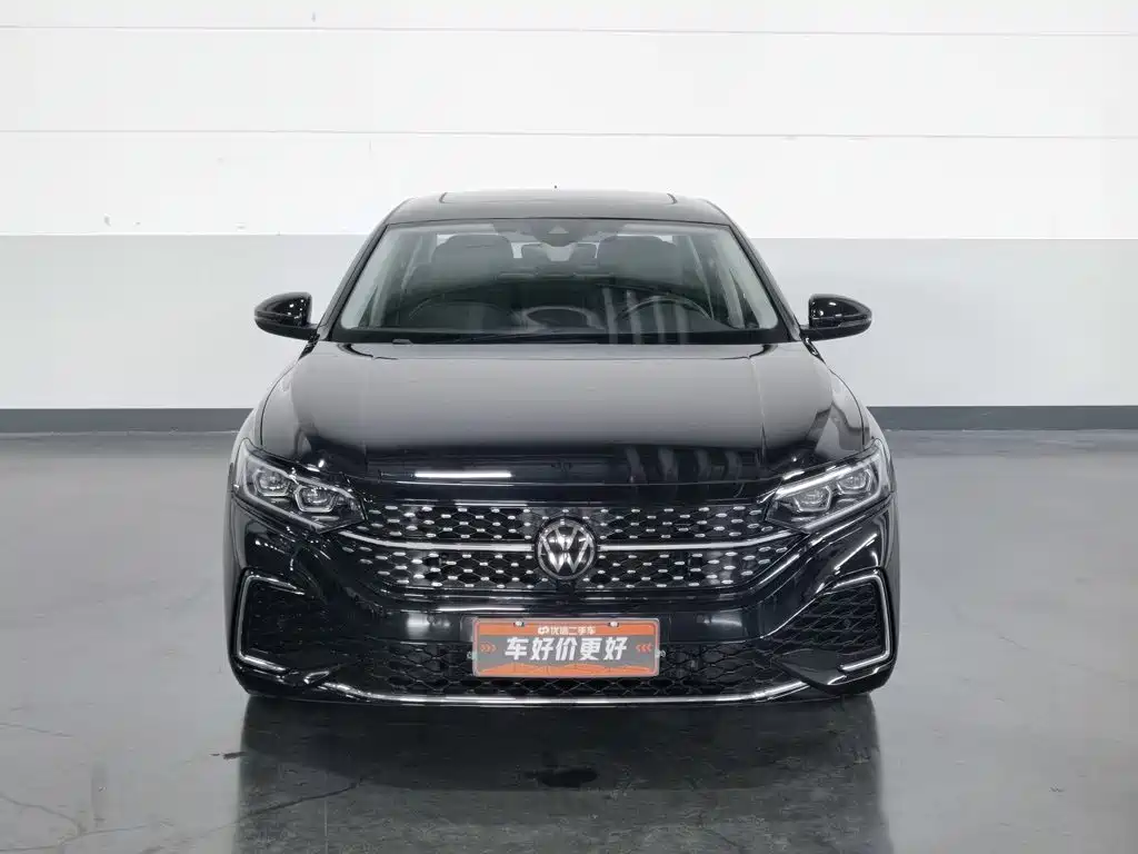 Volkswagen Passat — фото 3