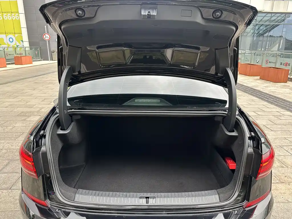 Volkswagen Passat — фото 28