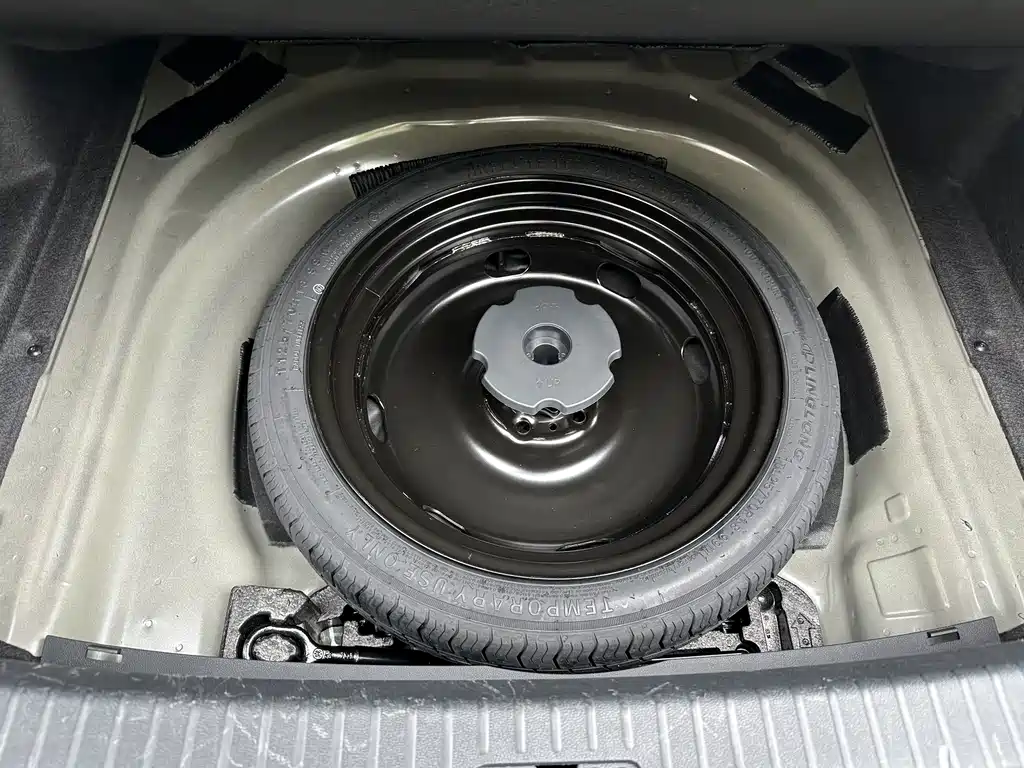 Volkswagen Passat — фото 29