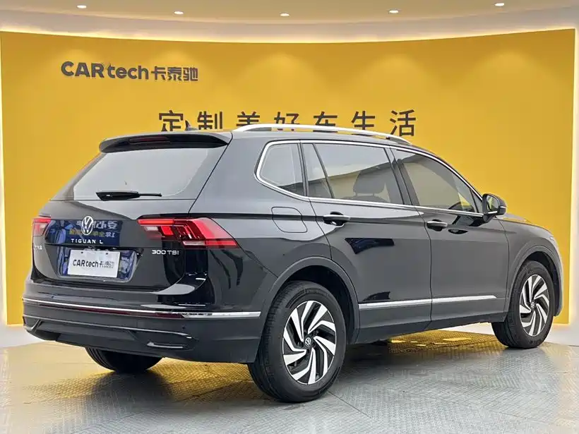 Volkswagen Tiguan L — фото 4