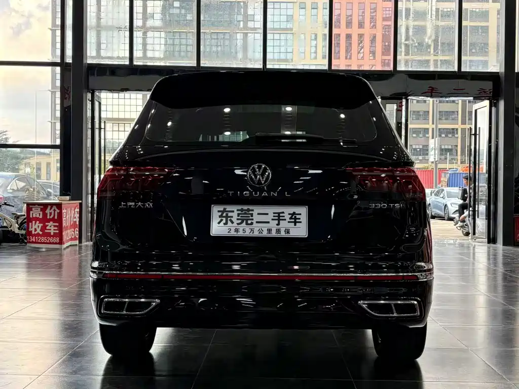 Volkswagen Tiguan L — фото 10