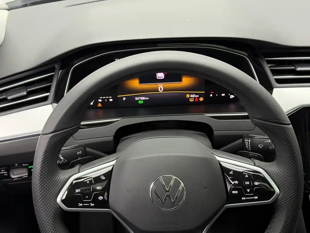 Volkswagen Magotan — фото 11
