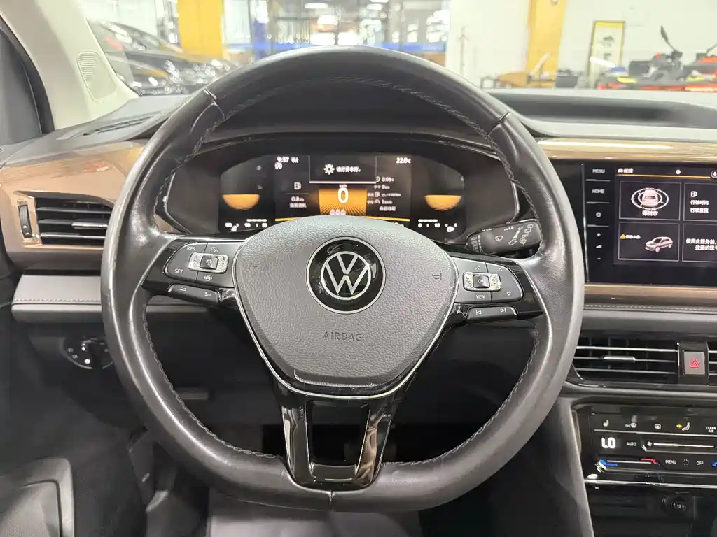 Volkswagen Tharu — фото 14