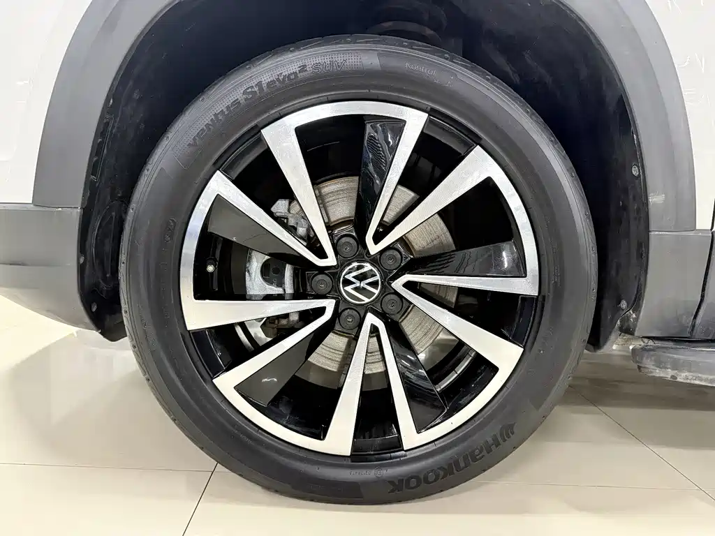 Volkswagen Tharu — фото 20