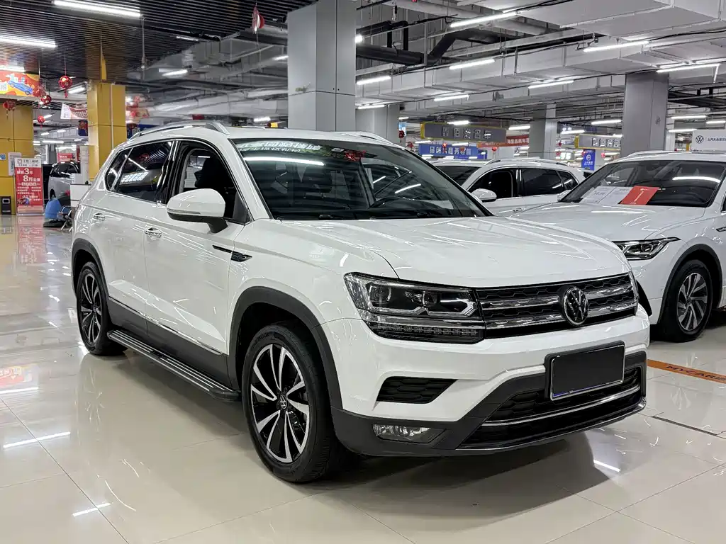 Volkswagen Tharu — фото 3