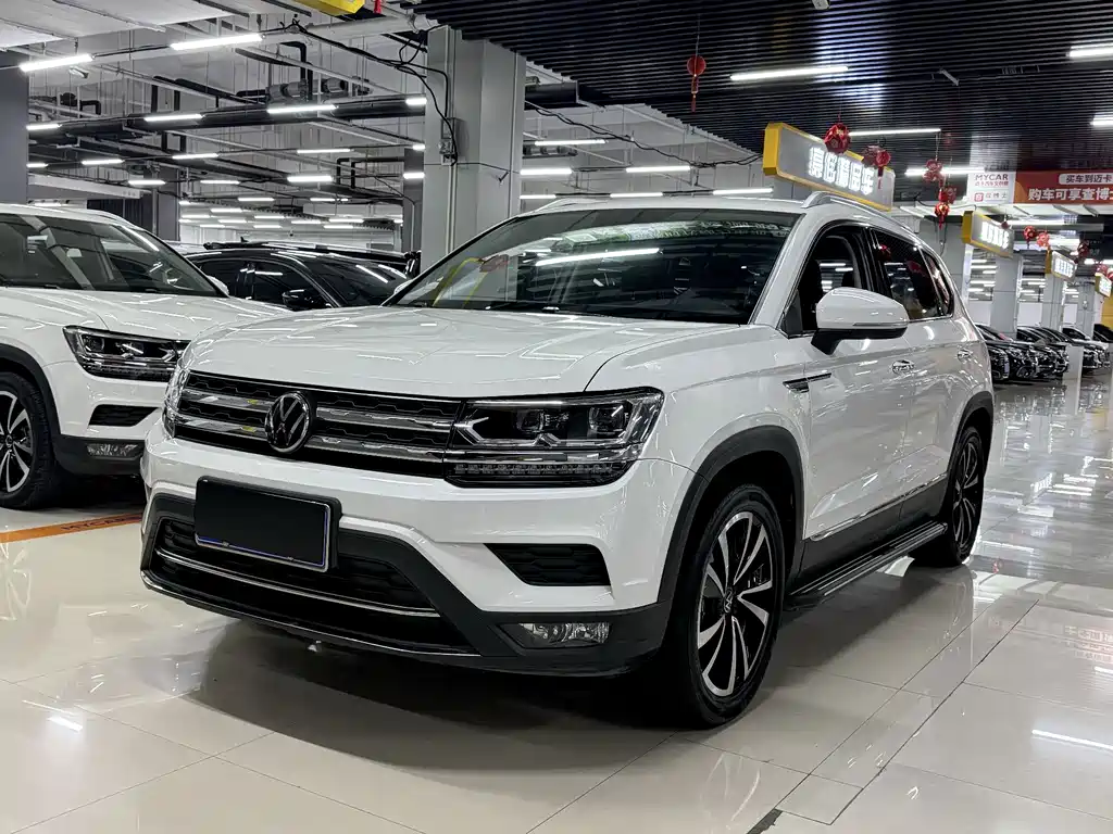Volkswagen Tharu