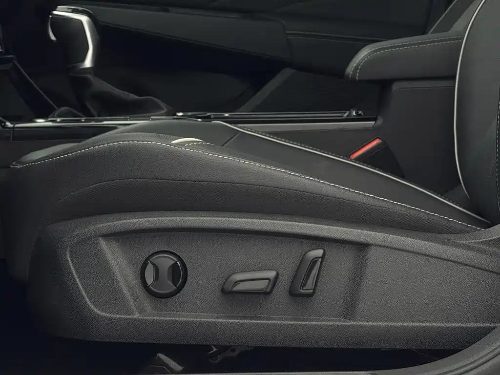 Volkswagen Passat — фото 18