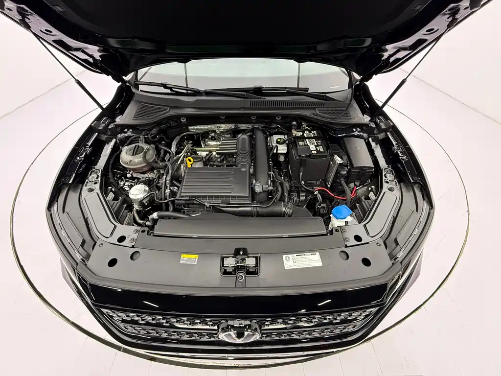 Volkswagen Passat — фото 9