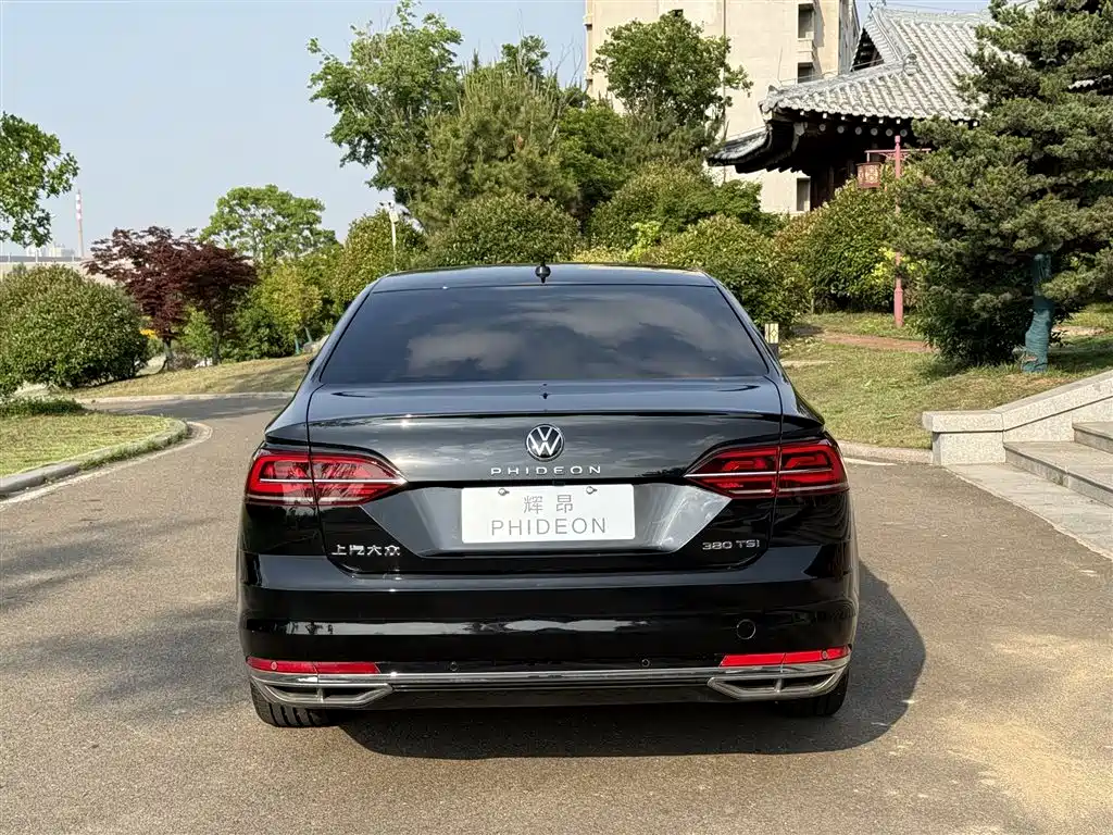 Volkswagen Phideon — фото 5