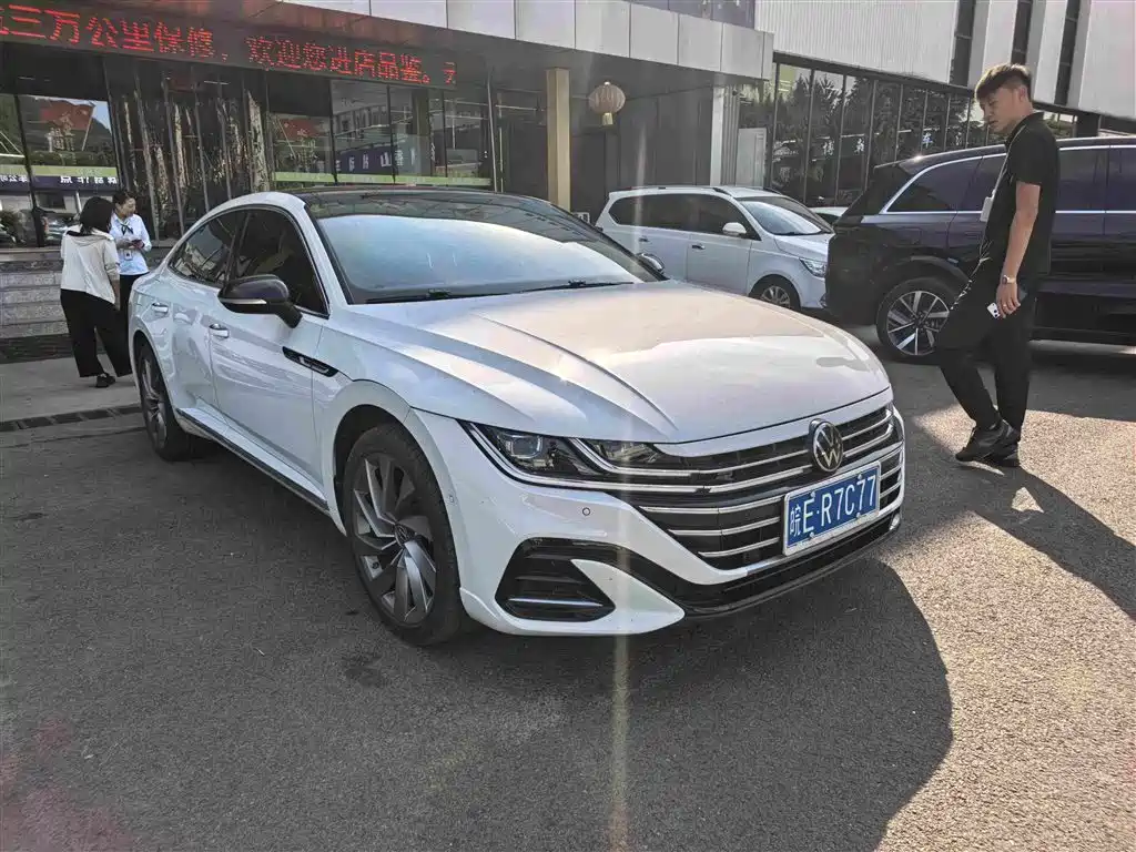 Volkswagen CC — фото 3