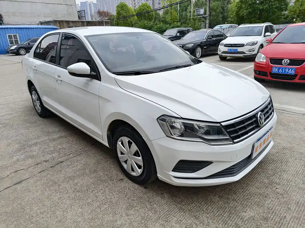Volkswagen Jetta — фото 3