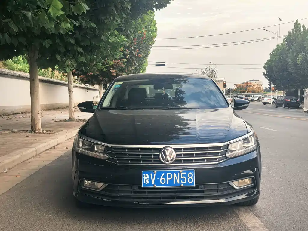 Volkswagen Passat — фото 2