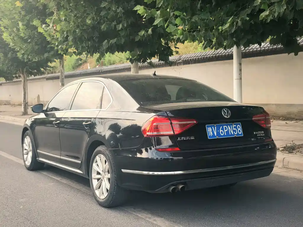 Volkswagen Passat — фото 9
