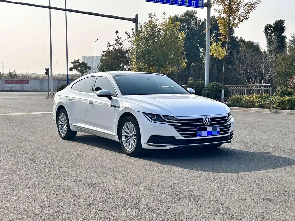 Volkswagen CC — фото 3
