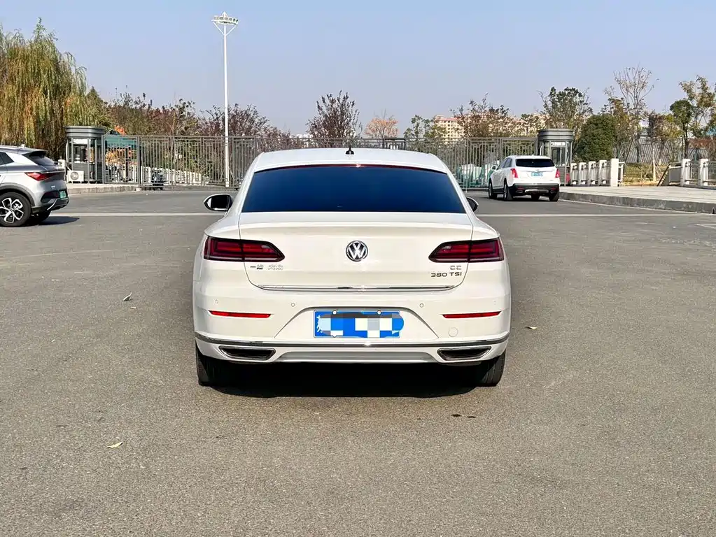 Volkswagen CC — фото 6