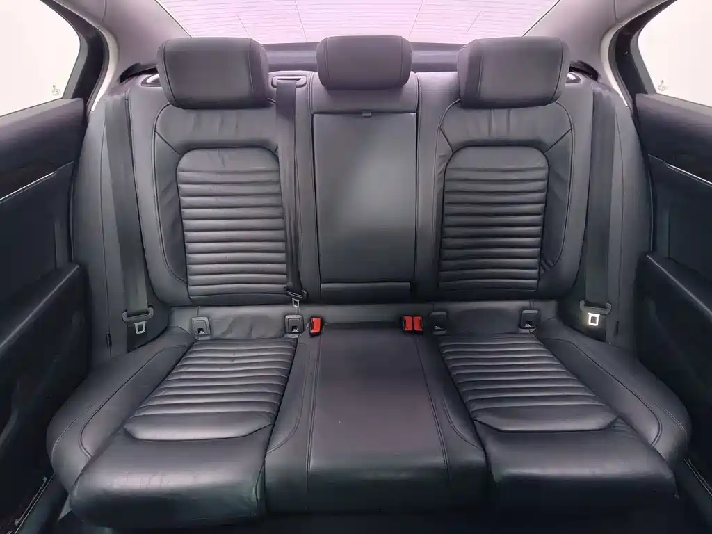 Volkswagen Magotan — фото 15